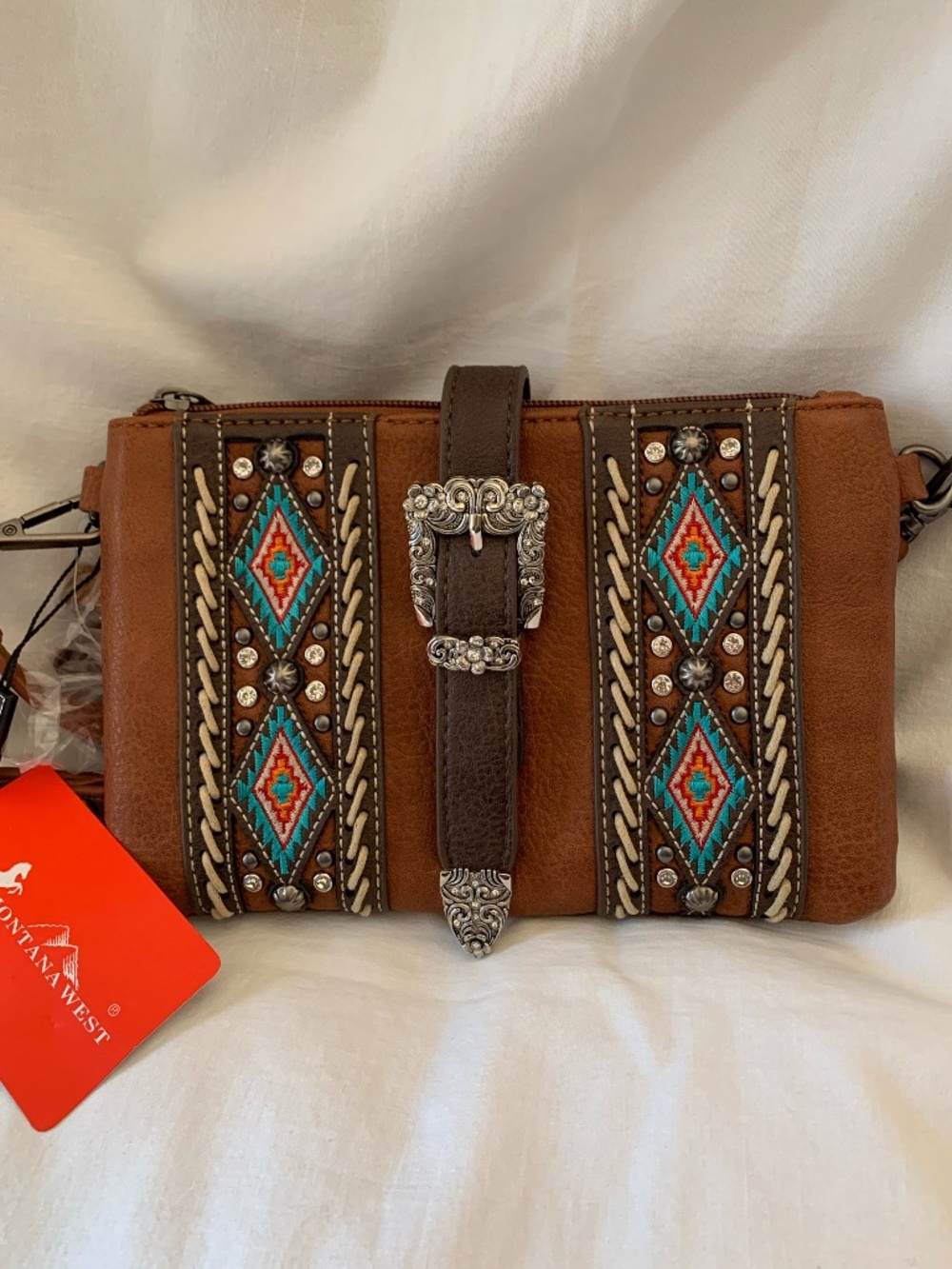 Montana West 'Buckle Aztec Collection' wristlet/crossbody